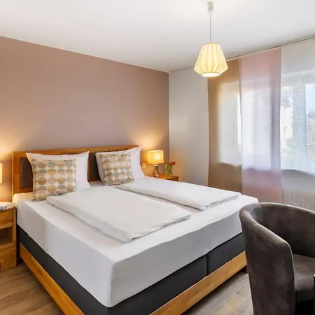 Πανσιόν Garni Sonnengruss 3*
